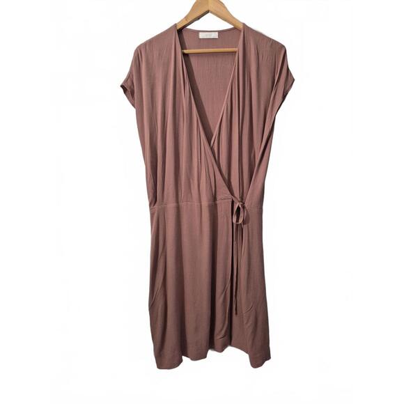 Oak + Fort Ladies Knee Length Wrap Dress V-Neck Short Sleeve Lined Color Dusty R - Picture 1 of 5